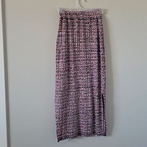 Bodycon side slit skirt